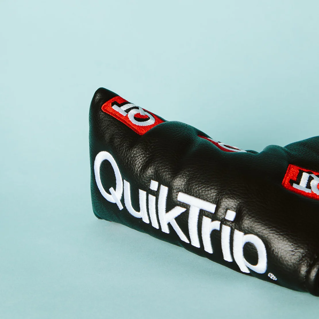 QT Blade Putter Cover - Image 4